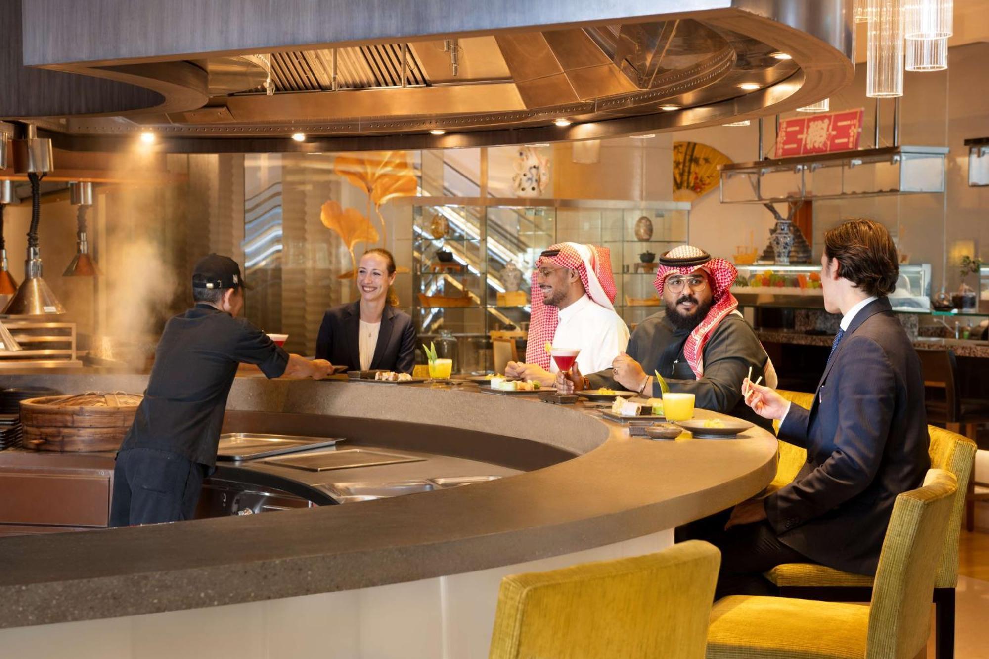 Hilton Riyadh Hotel & Residences Ngoại thất bức ảnh The lounge at the airport